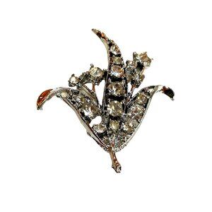 Silvertone Rhinestones Floral Motif Lily Brooch 2”x1.5”